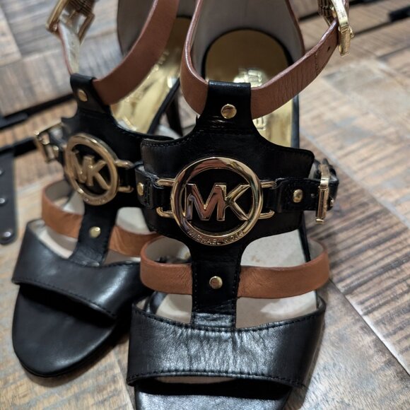 Michael Kors 4 inch Heals - Picture 5 of 5